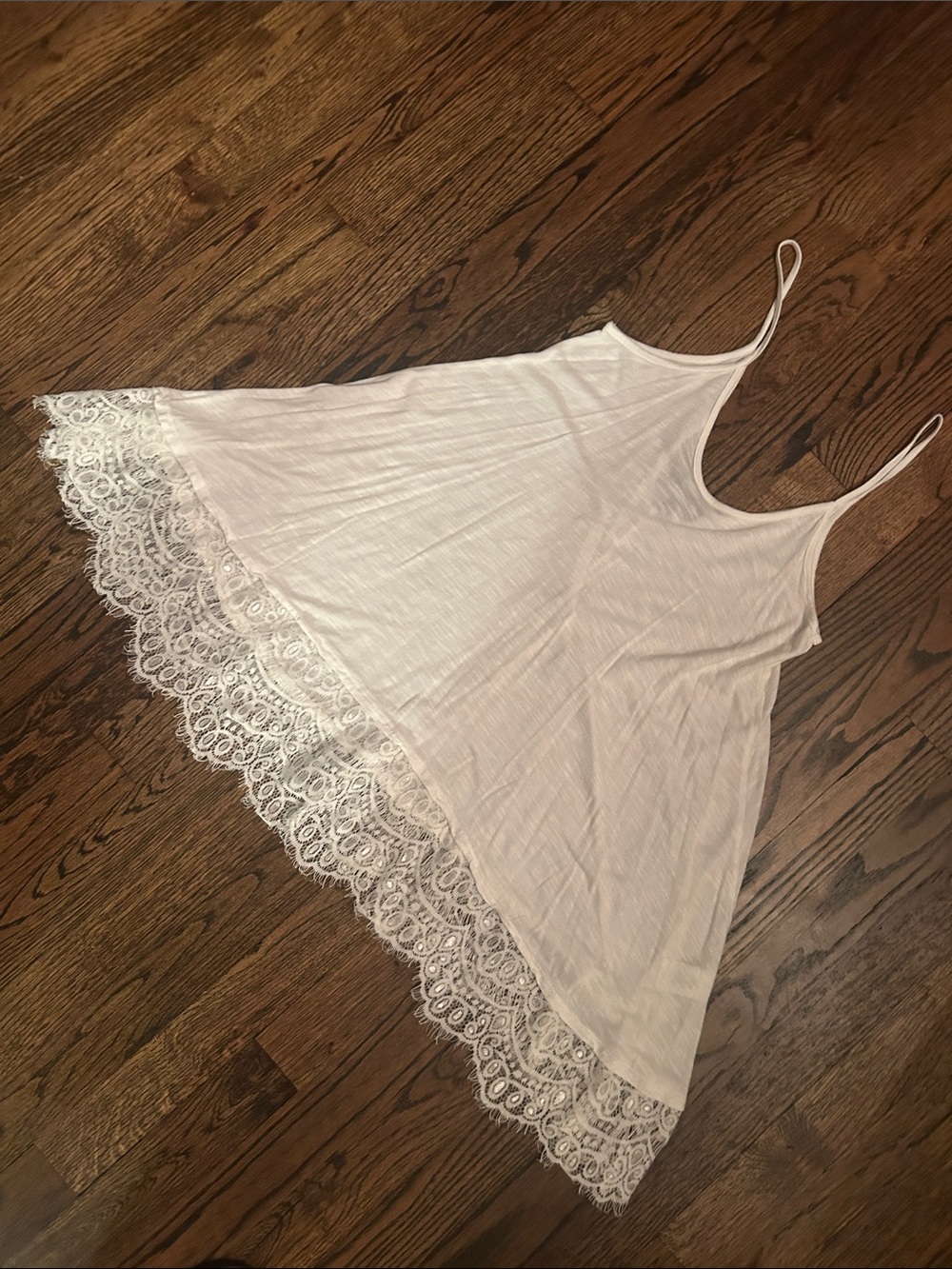 Freshman White Lace-Trim Spaghetti Strap Camisole